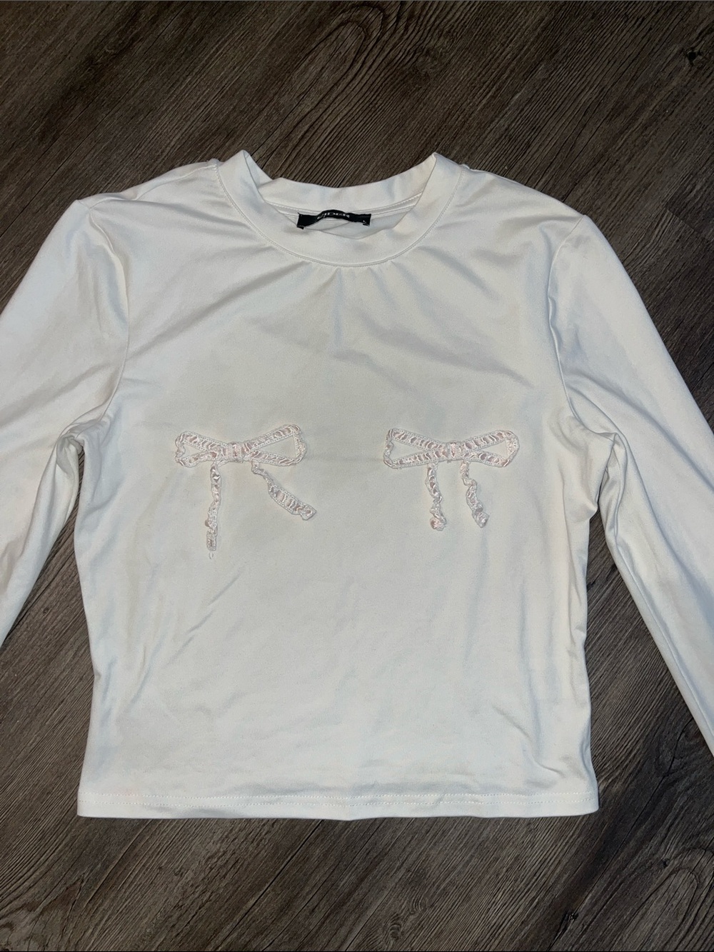 CIDER White Long Sleeve Tee with Embroidered Bows